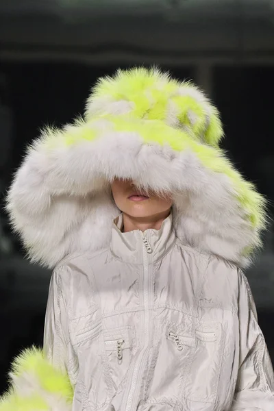 Look 129